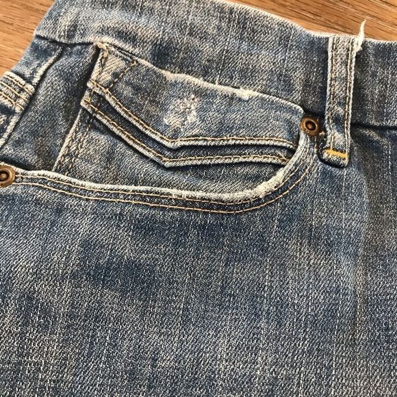 🍁50% Off Sale 🍁 Gap Jean Skirt - Picture 4 of 9